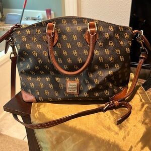 Dooney & Bourke GUC Greta Geena Satchel Top Handle Crossbody Bag